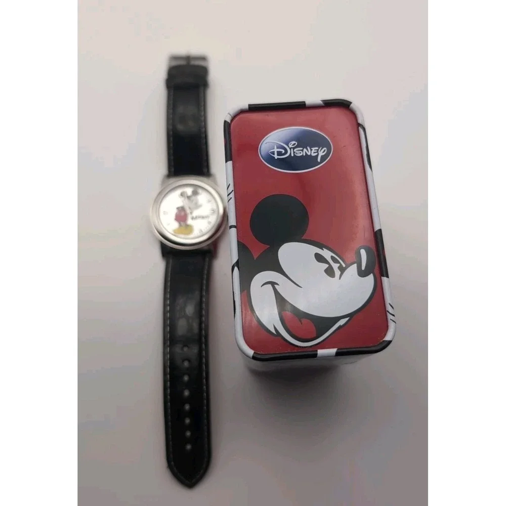 NOS Mickey Mouse Watch With Tin.‎ Needs Battery